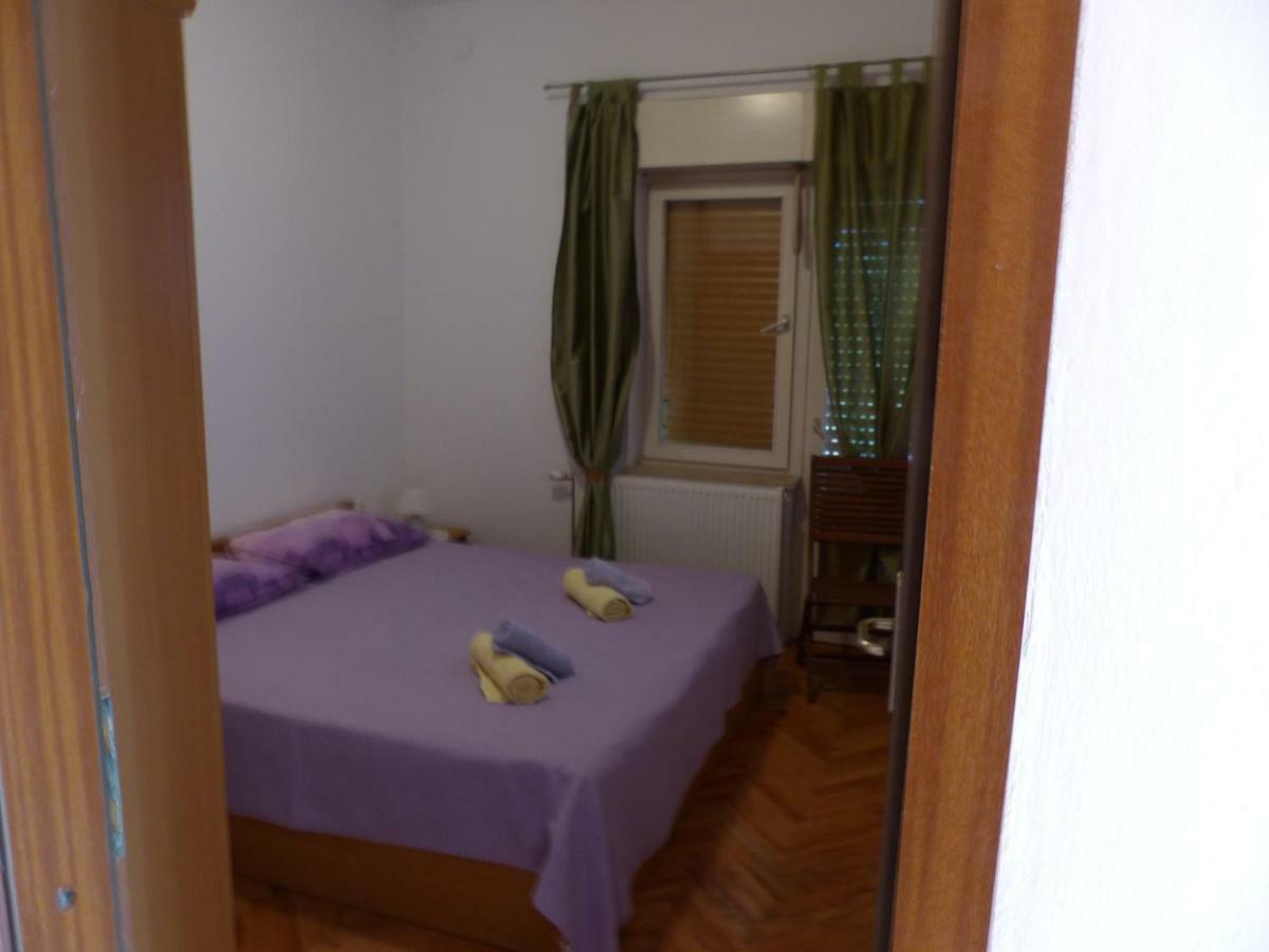 Apartment Ana Krnica Buitenkant foto